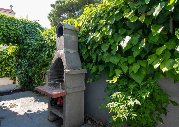 Family Friendly House With A Swimming Pool Brodarica, - 24117 Сasa de vacaciones